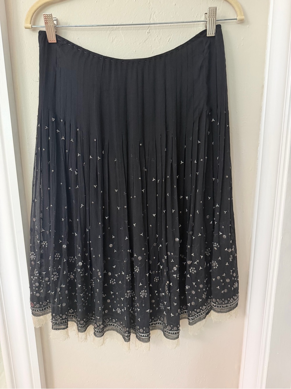 Black Elie Tahari  silk skirt